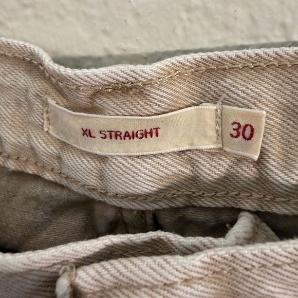 Levi’s XL Straight Size 30 Jeans in Cream with Raw Hemline added - Picture 6 of 7